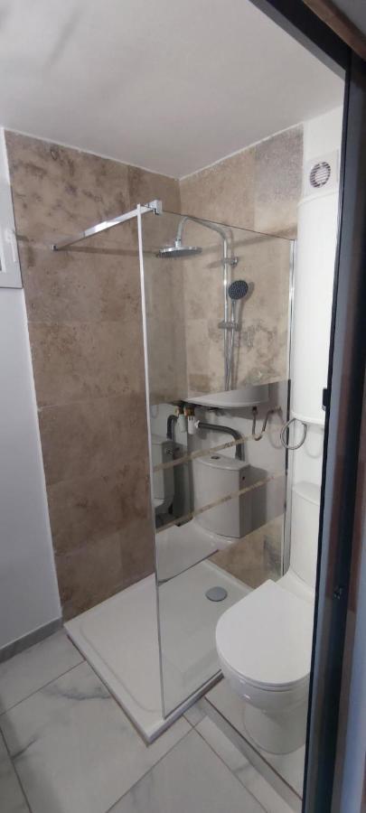 Appartement Au Coeur Des Rizieres Salin-de-Giraud Luaran gambar