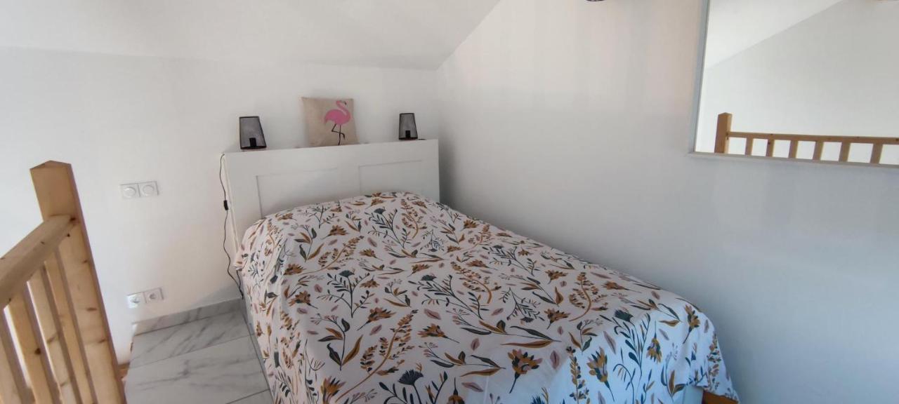 Appartement Au Coeur Des Rizieres Salin-de-Giraud Luaran gambar