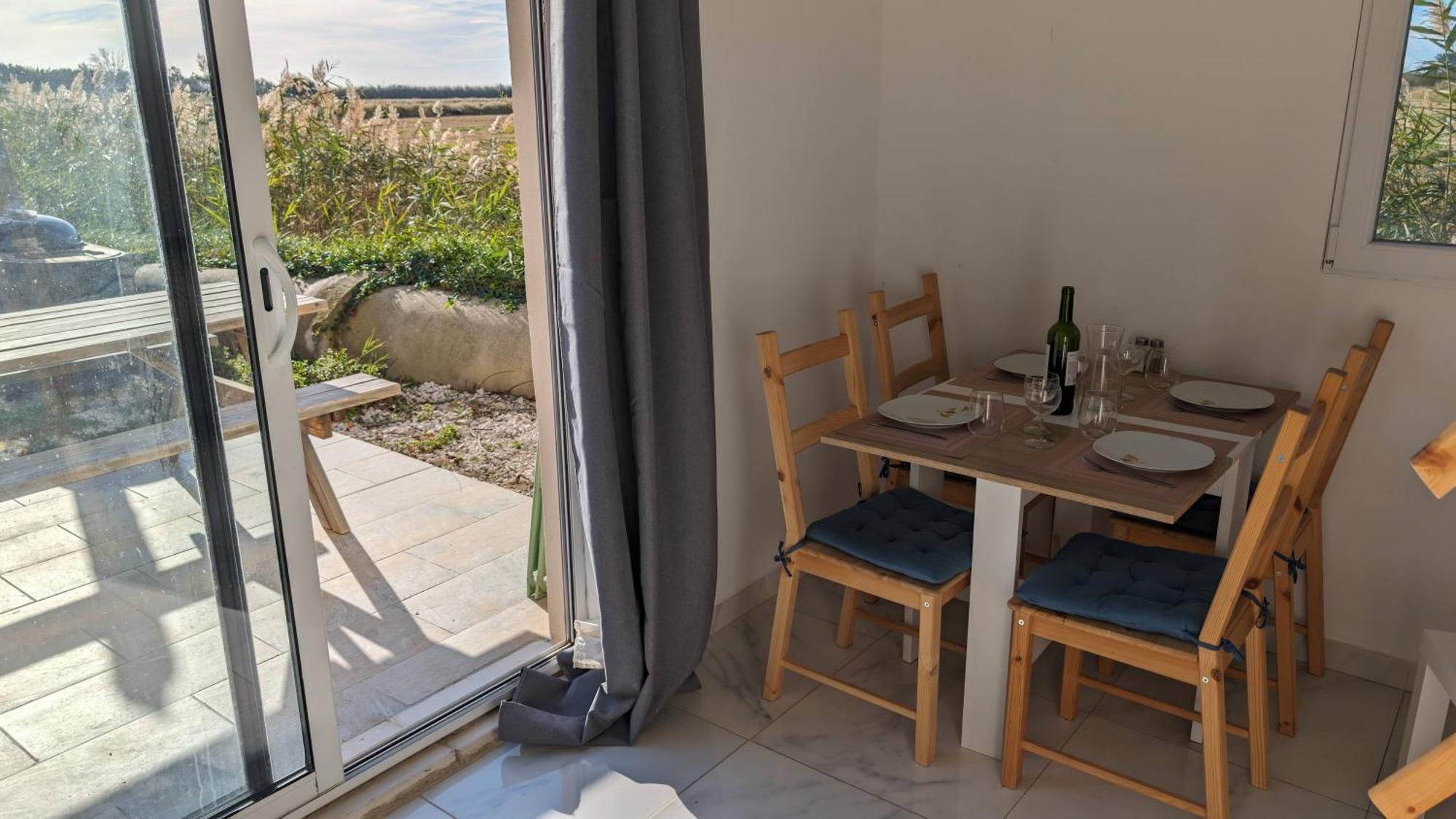 Appartement Au Coeur Des Rizieres Salin-de-Giraud Luaran gambar