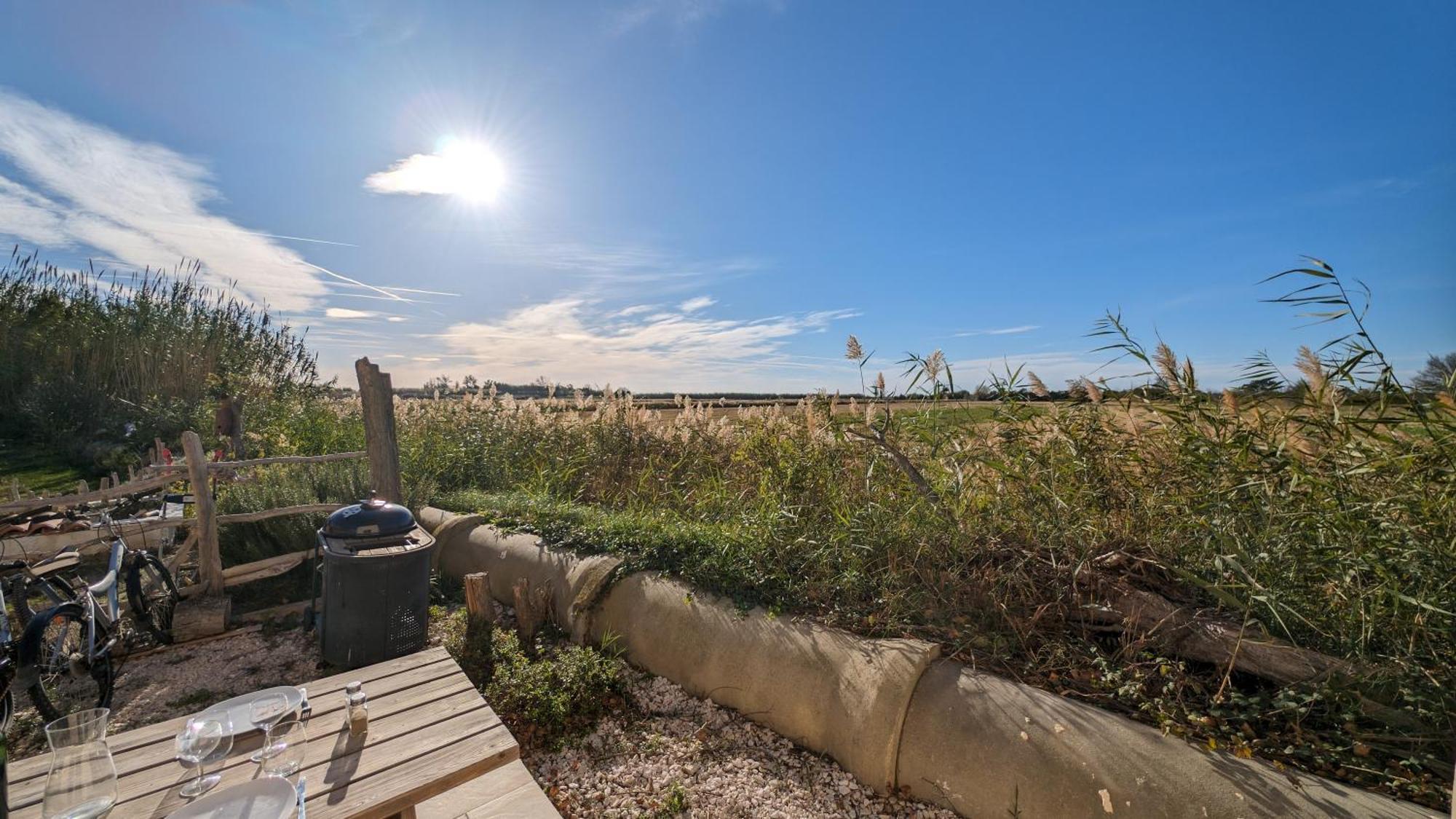 Appartement Au Coeur Des Rizieres Salin-de-Giraud Luaran gambar