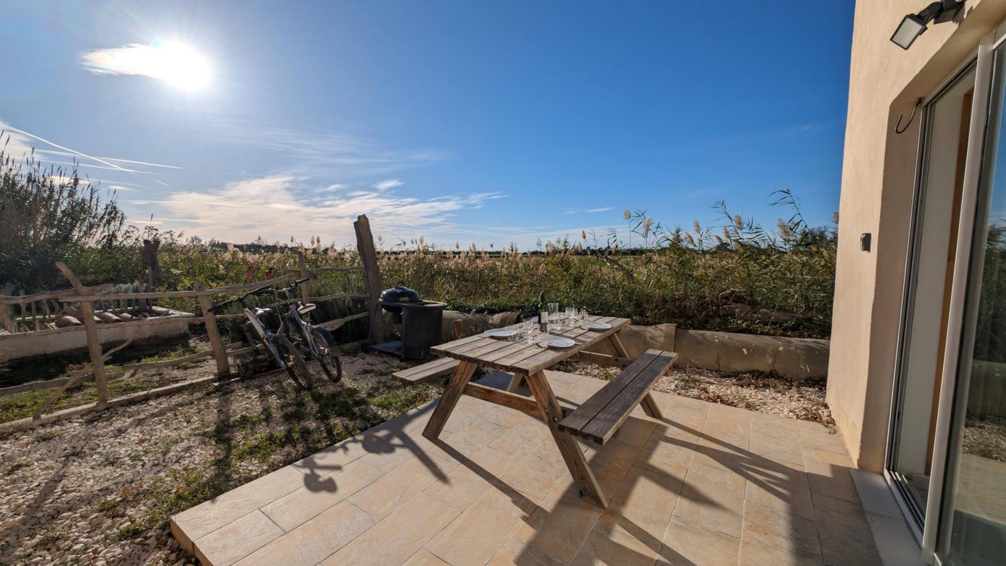 Appartement Au Coeur Des Rizieres Salin-de-Giraud Luaran gambar